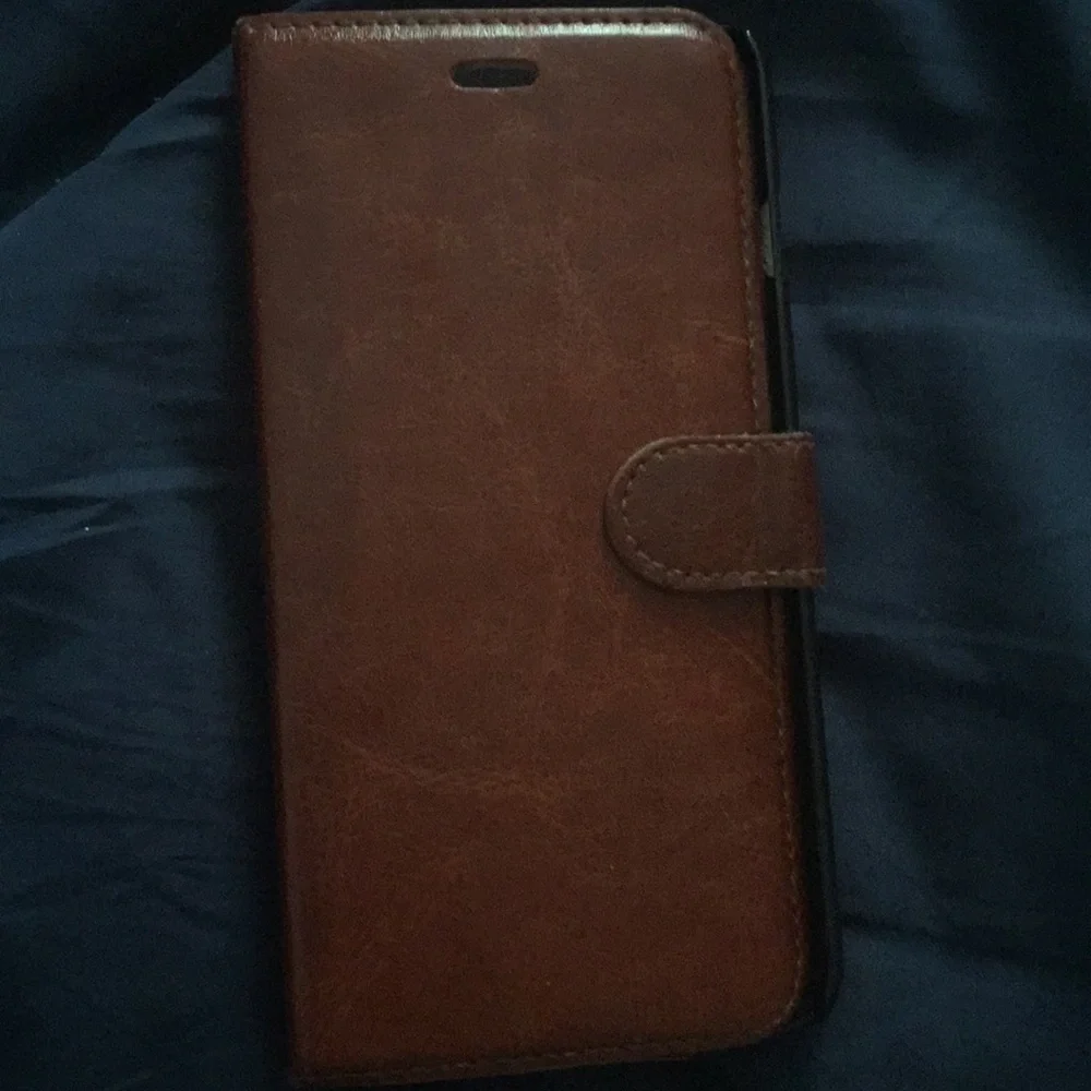 iPhone 6 Plus phone wallet
